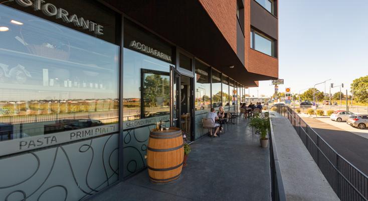 Acqua & Farina Restaurant