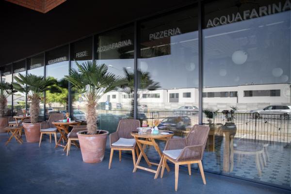 Acqua & Farina Restaurant